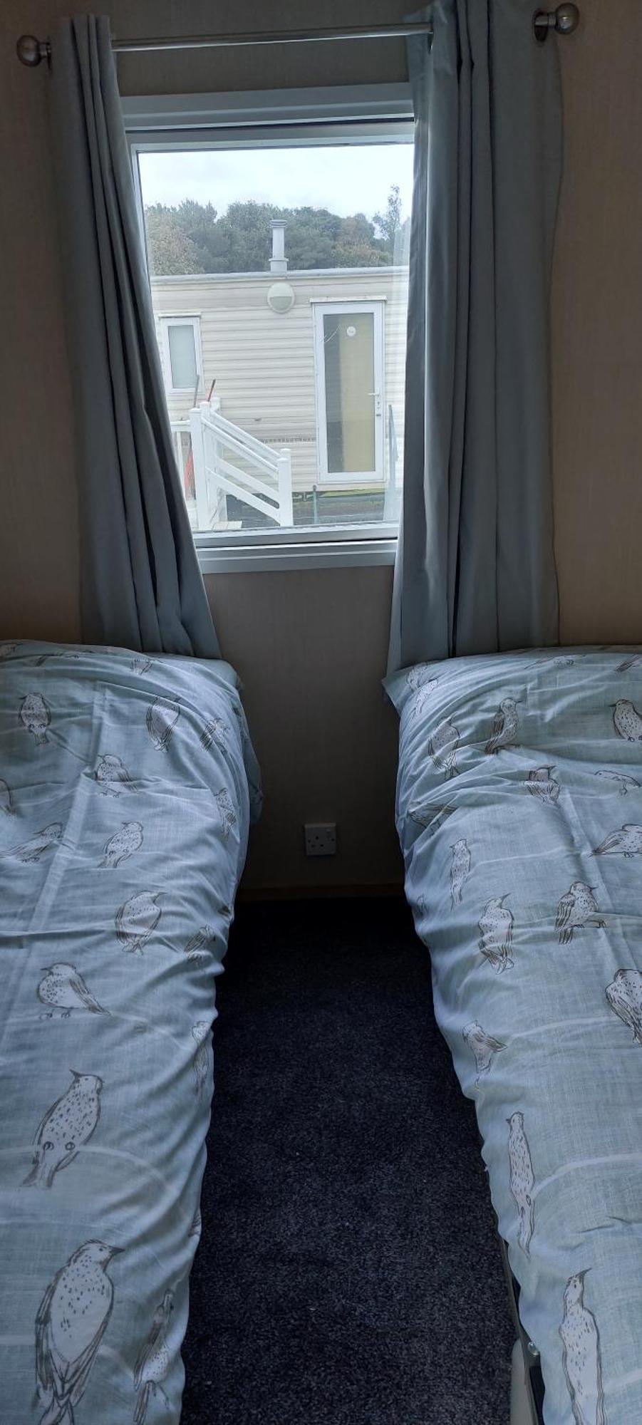 Bird'S Bay Cresswell Towers 호텔 외부 사진